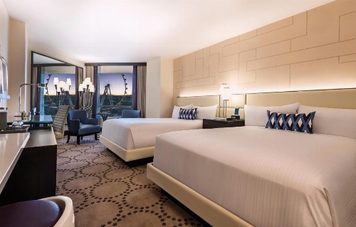 Harrah's Las Vegas Hotel image 5
